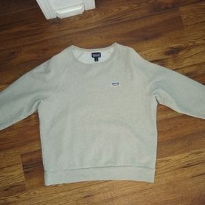 Patagonia Pastel P-6 3/4 sleeve sweatshirt